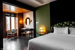 Deluxe Room, Bathtub | View from room