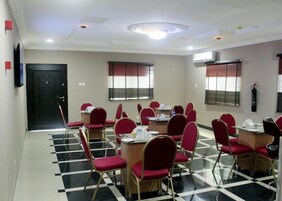 Café da manhã, almoço e jantar