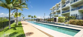 Beachside Apartment 5