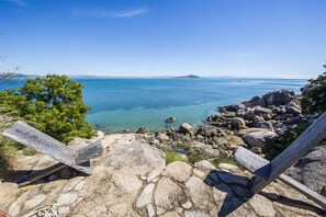 House, 3 Bedrooms | Beach/ocean view - Headland Hideaway (Picnic Bay)