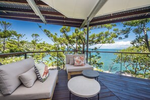 House, 5 Bedrooms | Terrace/patio - Headland House (Picnic Bay)