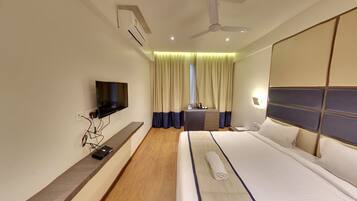 Deluxe Room | Free WiFi, individually furnished, bed sheets
