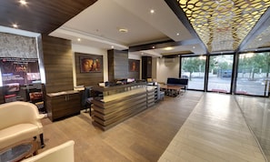 Reception - Hotel Grandeur (Pune)