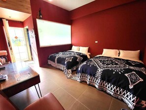 Standard Quadruple Room, Balcony