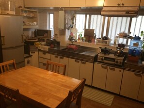 Fridge, microwave, oven, stovetop - Body Balance House (Miyakojima)