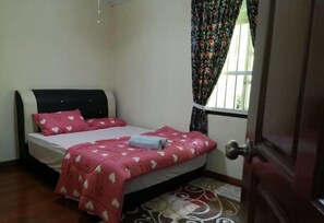 3 quartos, ferros/tábuas de passar roupa, Wi-Fi de cortesia