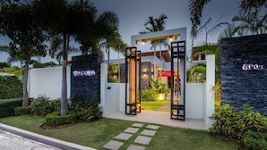 Interior entrance - Villa Nadya (Rawai)