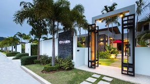 Interior entrance - Villa Nadya (Rawai)