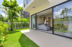 ลานระเบียง/นอกชาน