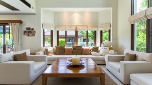 Classic Villa, 3 Bedrooms, Private Pool | Living room | Smart TV - Serisa 3 Bedrooms Pool Villa 500sqm (Rawai)