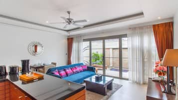 Deluxe House, 1 Bedroom | Living area | Smart TV