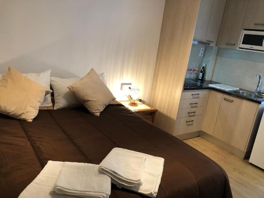 Wifi gratis y ropa de cama