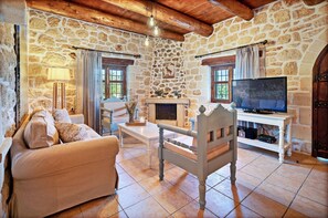 Villa (Karina) | Eigene Küche | Großer Kühlschrank, Mikrowelle, Ofen, Herdplatte