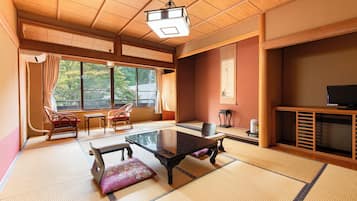 1 bedroom, in-room safe, free WiFi, bed sheets