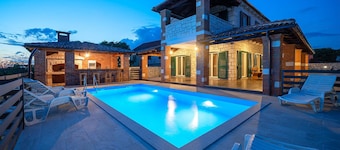 Gorgeous home in Ladevci