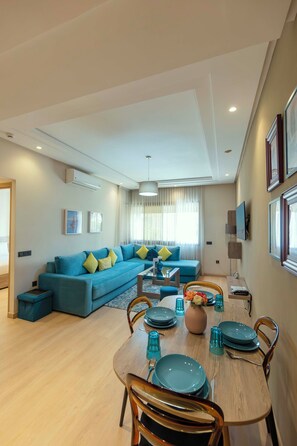 Deluxe Apartment (Furnished Balcony) | Individually decorated, individually furnished, blackout drapes - Flamant Rose Appart Hôtel (Tangier)