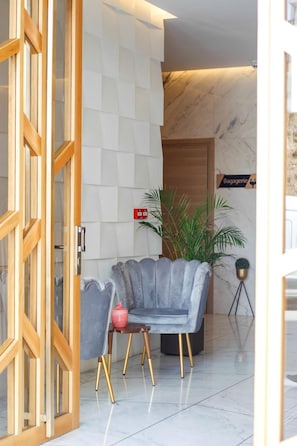 Smart TV de 42 pulgadas con canales por cable y televisión