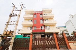 Exterior - GD House (Gurugram)