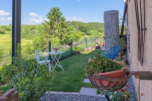Outdoor dining - Stylish 1-Room Apartment with 43sqm for up to 4 Persons - OPENING December 2019! (Dornstetten)