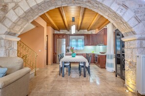 Villa, 4 Bedrooms, Sea View, Beachfront | Private kitchen