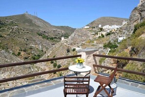 Traditional-Zimmer, 1 Schlafzimmer, Whirlpool, Bergblick (Sky) | Balkon