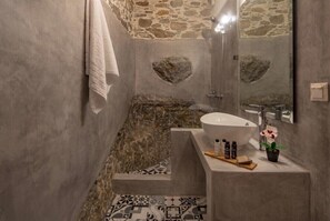 Apartment, 1 Bedroom (Stone) | Bathroom