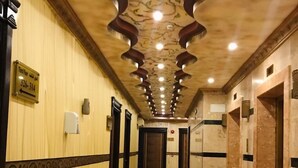 Hallway - Revan Hotel (Makkah)