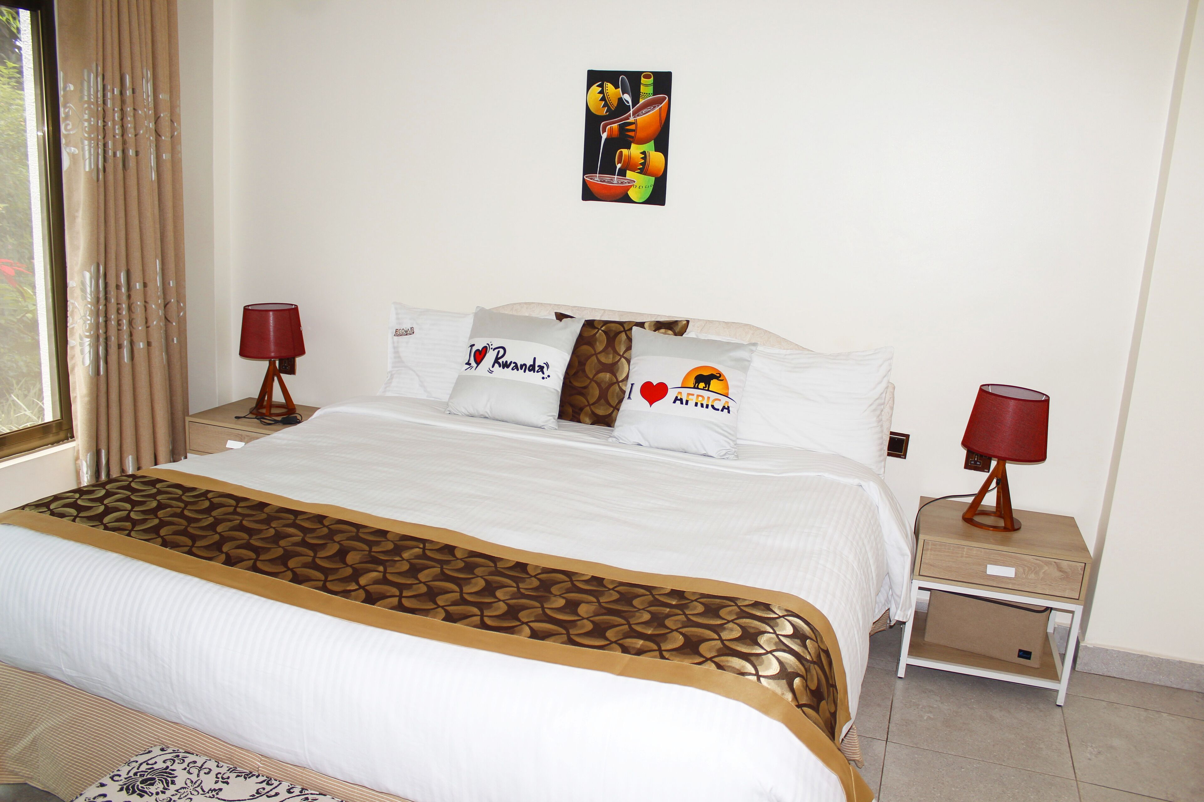 1 bedroom, blackout curtains, free cots/infant beds, free WiFi