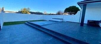 Villa 200m² with swimming pool 150m from the beach 10 minutes from Porto