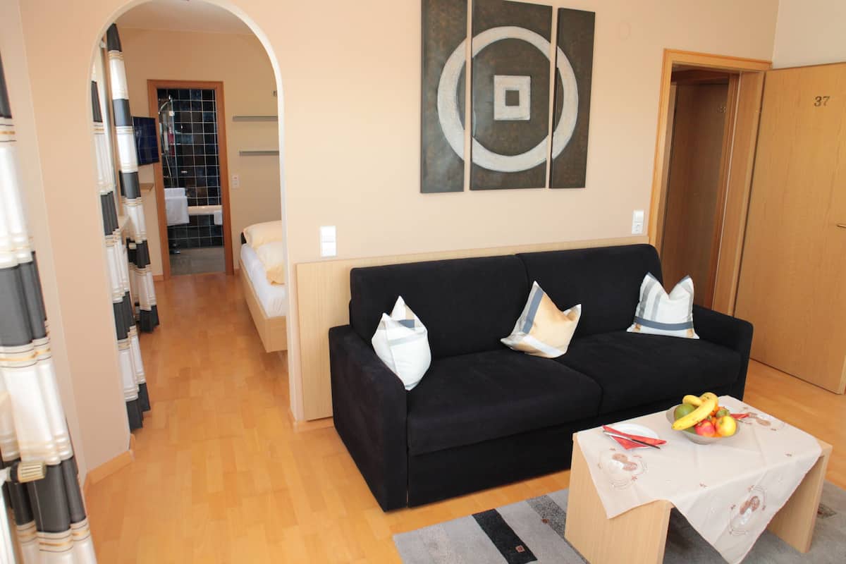 Suite | Living area