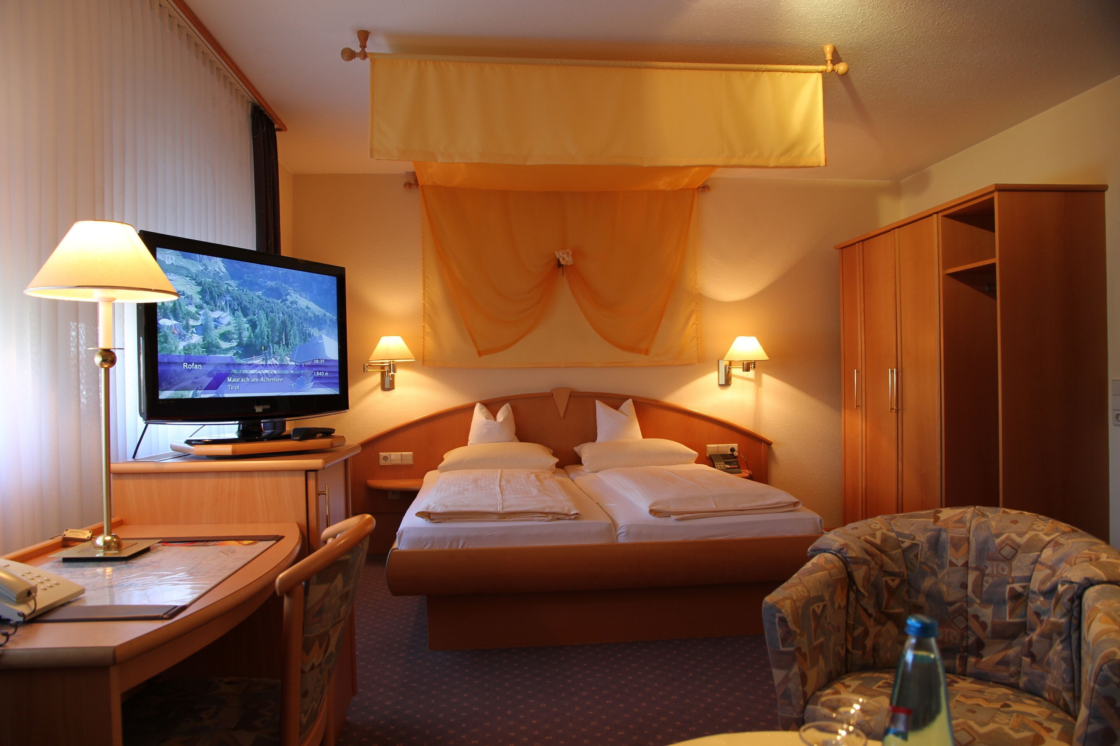 Desk, iron/ironing board, free WiFi, bed sheets