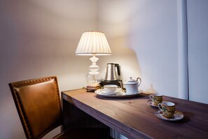 Deluxe Room (Saten) | Down comforters, minibar, in-room safe, individually furnished - S.MART San Martino (Paratico)