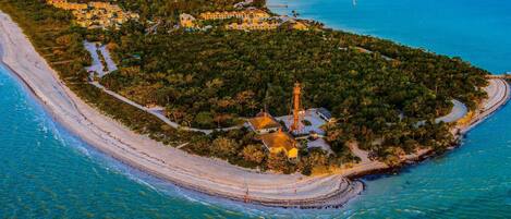 Beach nearby, beach umbrellas, windsurfing, kayaking