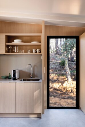 로맨틱 이동 주택 | 고급 침구, 객실 내 금고, 무료 WiFi, 침대 시트