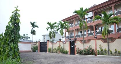 120m2 APARTMENTS + wifi + cleaning