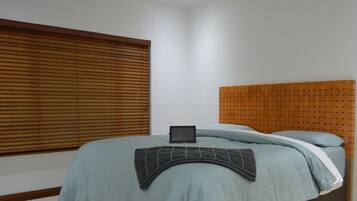 4 bedrooms, iron/ironing board, WiFi, bed sheets