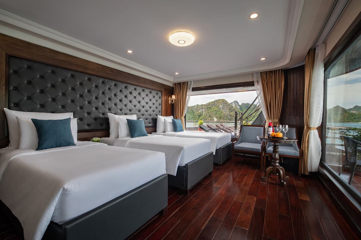 Family Triple Room | Premium bedding, minibar, in-room safe, desk