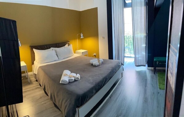 Deluxe Double Room, Ensuite (Balcony)