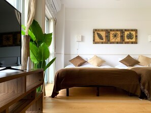 1 slaapkamer, een bureau, gratis wifi, beddengoed