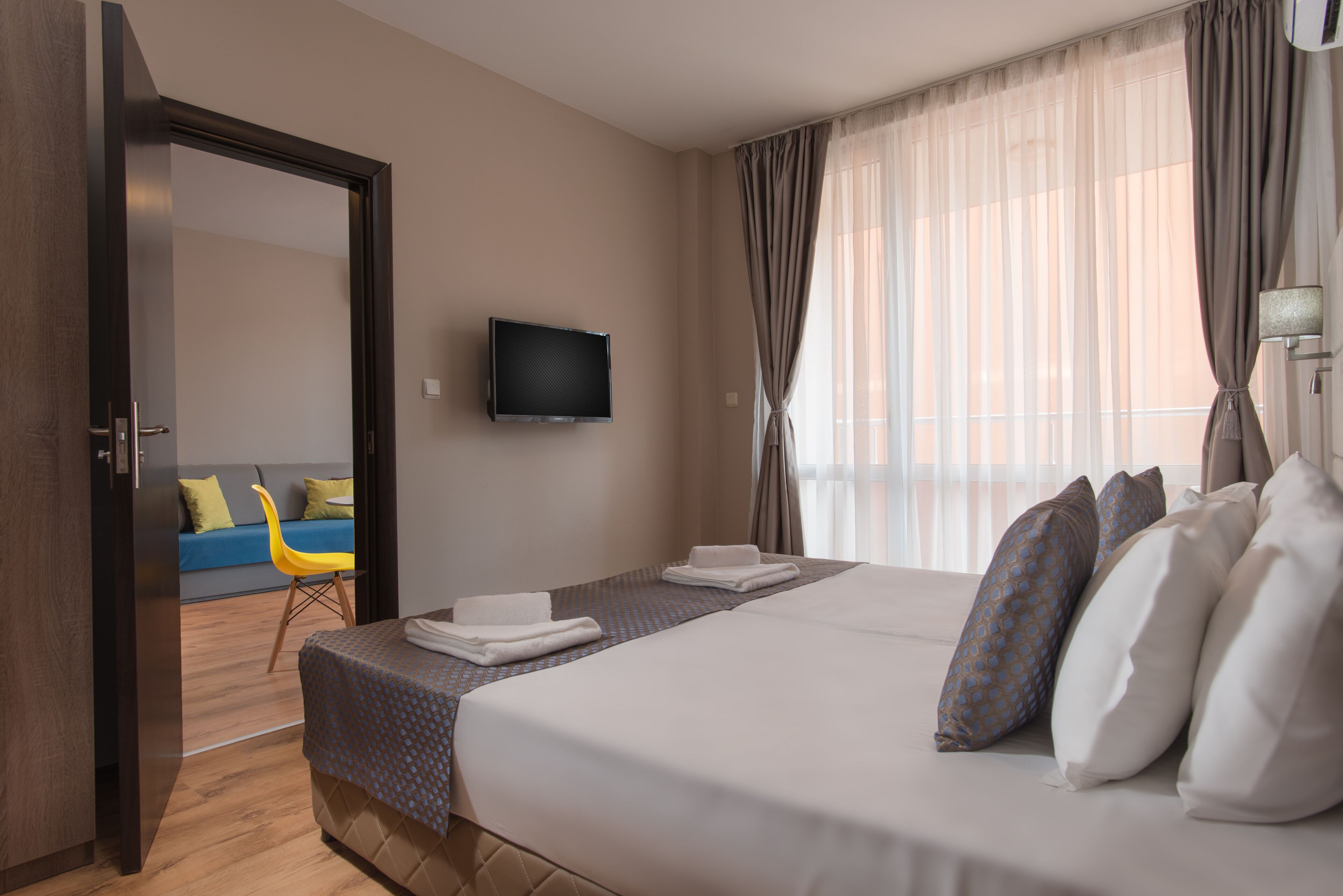 Apartment, 1 Bedroom, Balcony, City View | Soundproofing, iron/ironing board, free WiFi, bed sheets
