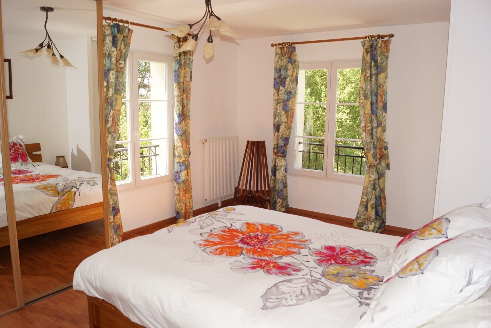 5 多间卧室、熨斗/熨衣板、WiFi、床单