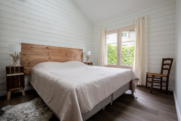 1 bedroom, Internet, bed sheets