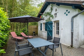 Outdoor dining - Self-catering accomodation 2 people Château Belle Epoque Landes (Linxe)
