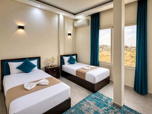 Deluxe Double or Twin Room | Egyptian cotton sheets, premium bedding, down comforters - Tut Pyramids View Hotel (Giza)