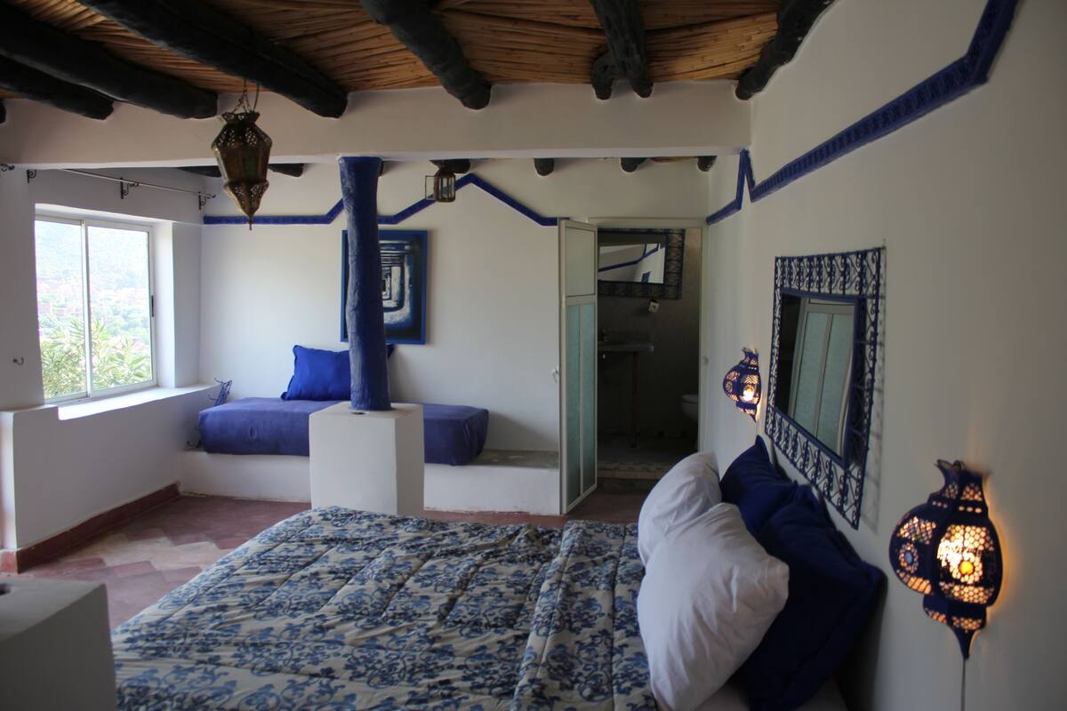 1 habitación, cortinas blackout y cunas gratuitas