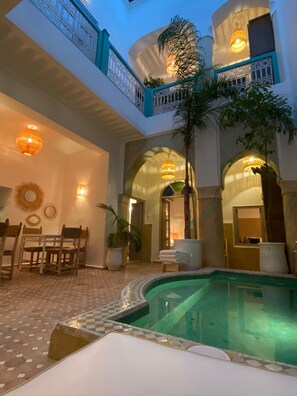 Front of property – evening/night - Riad Ajarif by Riad Tawargit (Marrakech)