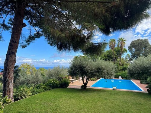 VILLA BRAGHÒ in the heart of Tropea