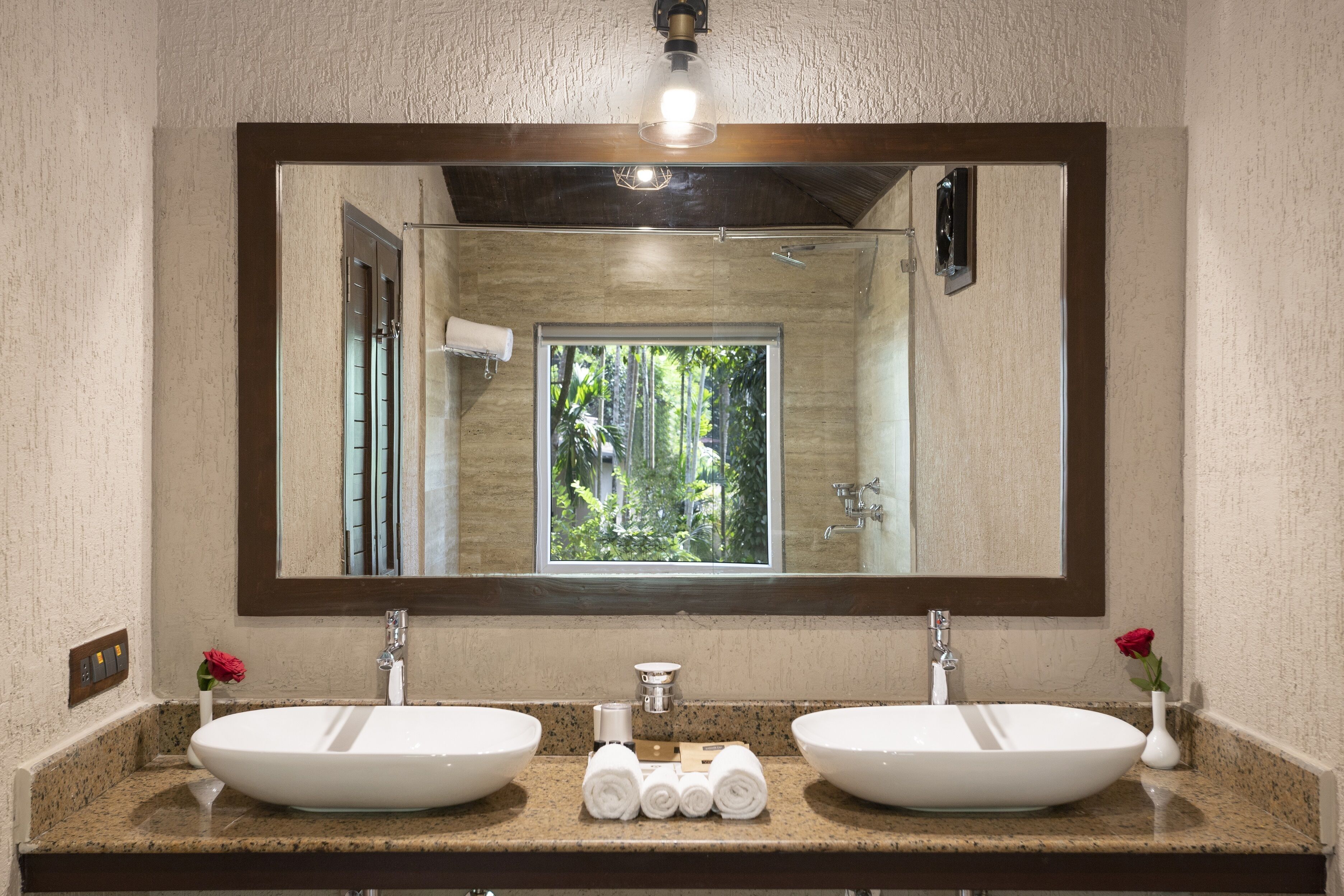 suite room | bathroom | shower, free toiletries, hair dryer, slippers