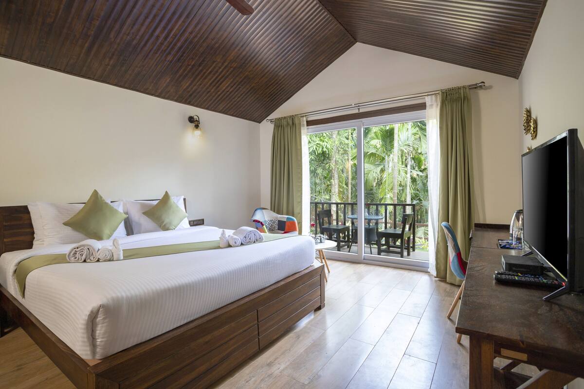 Phòng đôi Deluxe, sân hiên, quang cảnh thung lũng | Quang cảnh resort