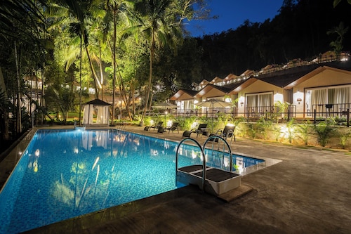 Stone Wood Nature Resort